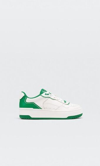 Stradivarius Zapatillas detalle piezas oferta