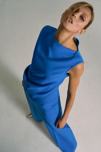 ZARA Top asimétrico oferta