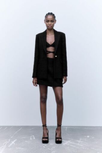 ZARA Falda corta estructura oferta