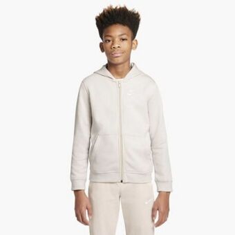 Marathon Sports Nike sportswear club oferta