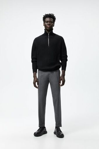 ZARA Pantalón pliegues oferta