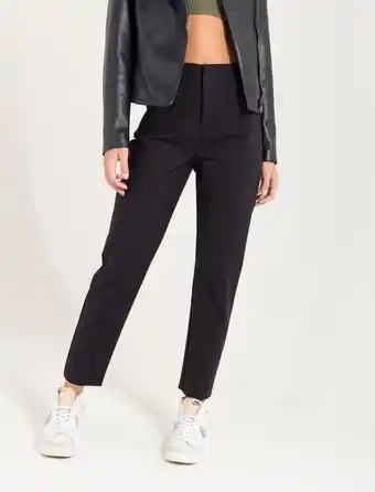 NAF NAF Pantalón con prenses y bolsillos para mujer oferta
