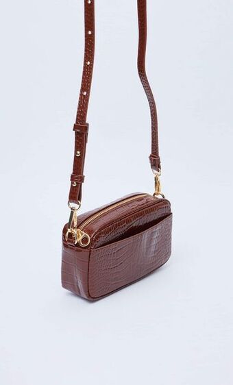 Stradivarius Mini bolso efecto coco oferta