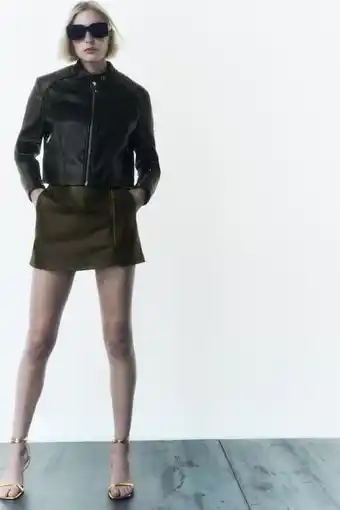 ZARA Falda pantalón efecto piel cremallera dorada oferta