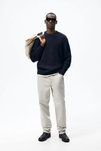 ZARA Pantalón straight fit oferta