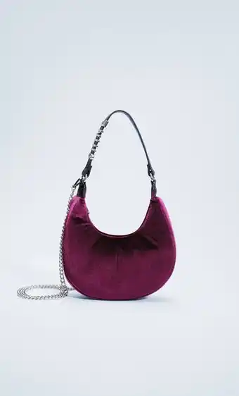Stradivarius Bolso hombre velvet letras oferta
