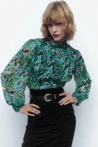 ZARA Cuerpo estampado frunces oferta