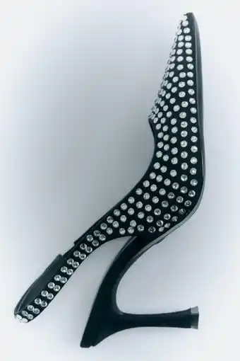 ZARA Zapato tacón destalonado cristales oferta