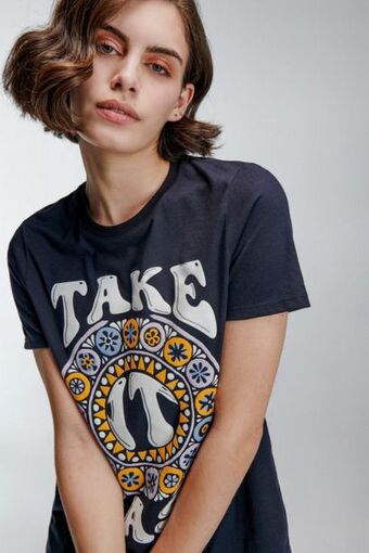 Koaj Camiseta manga corta con estampado en frente. oferta