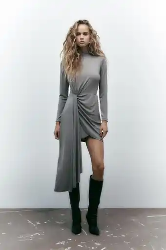 ZARA Vestido corto frunces oferta