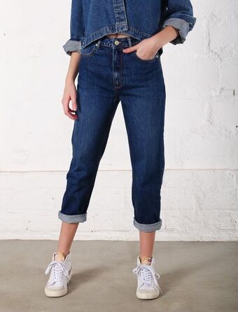 NAF NAF Jean ajustado de tiro alto oferta