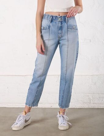 NAF NAF Jean con costuras asimétricas oferta