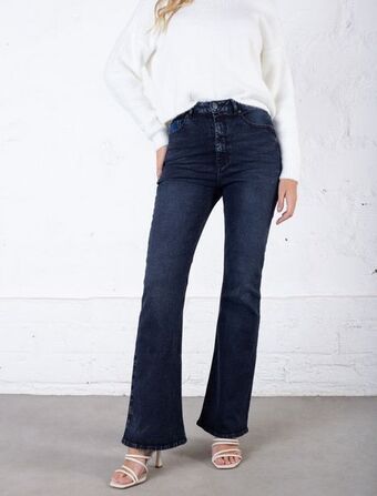 NAF NAF Jean fit flare oferta