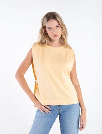 NAF NAF Camiseta tejida con aberturas laterales oferta