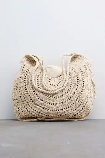 ZARA Round fabric tote bag offer