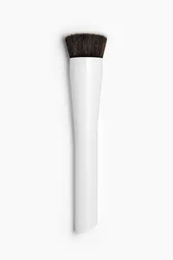 Kabuki foundation brush