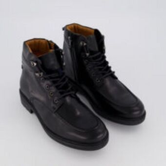 TK Maxx Black leather boots offer