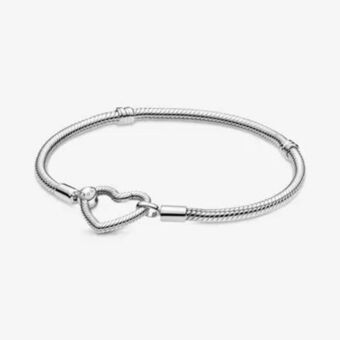 Pandora Pandora moments heart closure snake chain bracelet offer