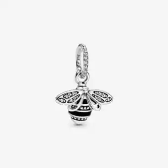 Pandora Sparkling queen bee pendant offer
