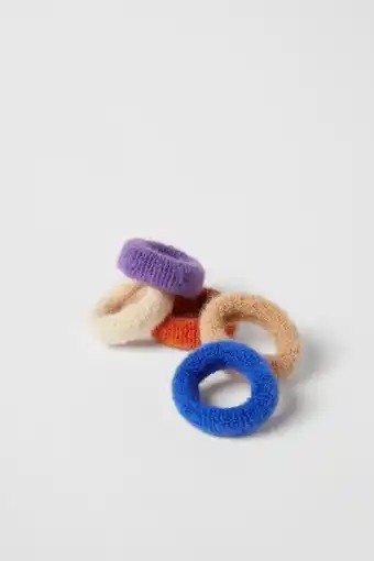 ZARA Pack of five faux fur scrunchies offer
