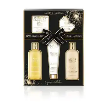 Lloyds Pharmacy Baylis & harding mandarin & grapefruit gift set offer