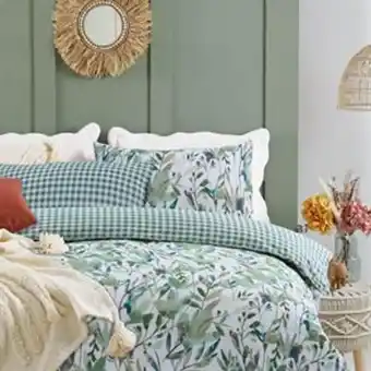 Home Bargains Home collections: botanical duvet set offer