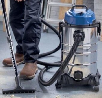 Aldi Wet And Dry Workshop Vacuum offer