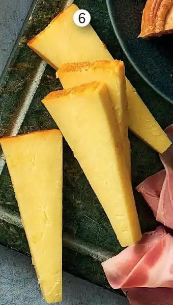 Lidl Valley Spire Smoked Cheese With Paprika 200g offer