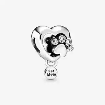 Pandora Sparkling paw print & heart charm offer