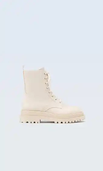 Stradivarius Lace-up flat ankle boots offer