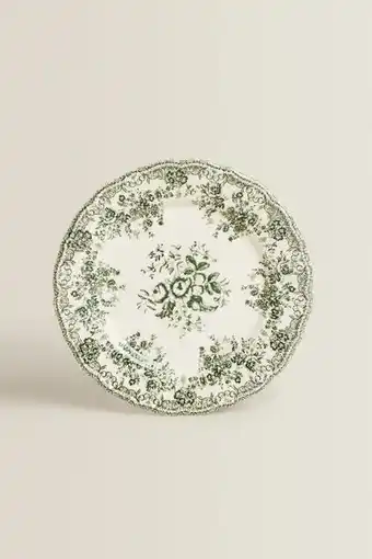 Floral earthenware dinner plate