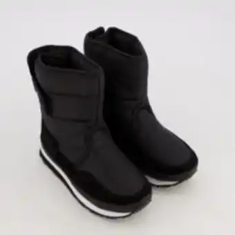 TK Maxx Black quilted snow boots offer