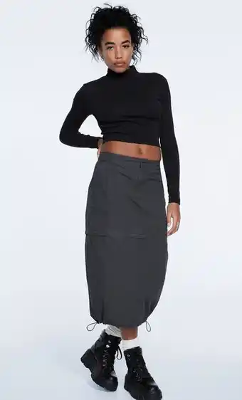Stradivarius Poplin midi skirt offer