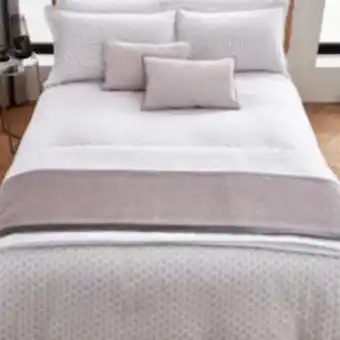 TK Maxx Super king pink melia duvet cover 250tc offer