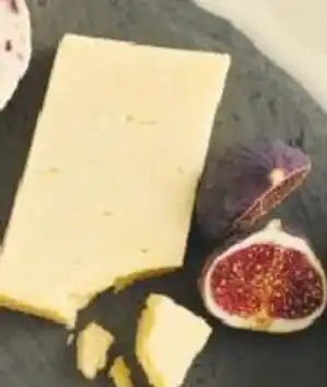 Tesco 5 Cheese Selection 450 g offer