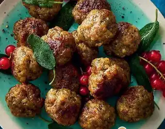 Lidl Deluxe Pork, Sage & Onion Stuffing Balls 360g offer