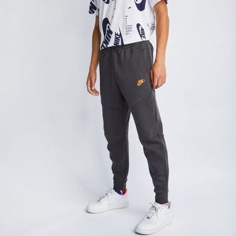Foot Locker Nike offer