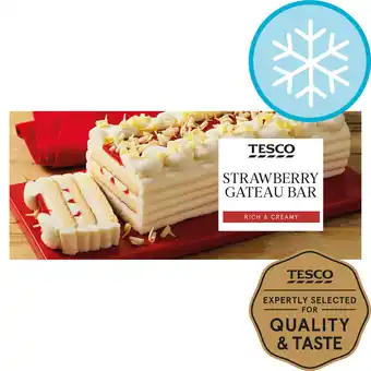 Tesco Tesco strawberry gateau bar 400g offer