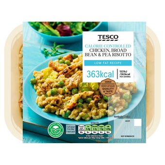 Tesco Tesco calorie controlled chicken , broad bean & pea risotto 380g offer