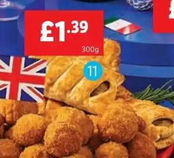 Lidl Chef Select 10 Snack Sausage Rolls Assorted 300g offer