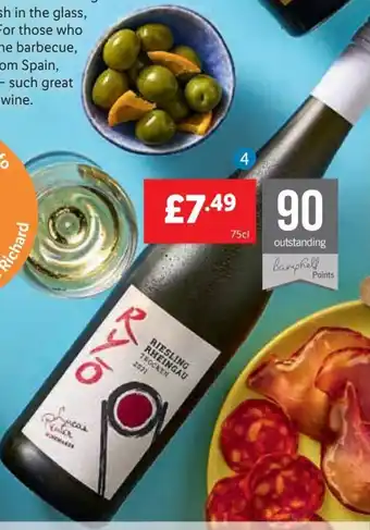 Lidl Ryo RIESLING RHEINGAU TROCKEN 2021 offer