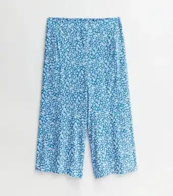 New Look New look maternity blue ditsy crop trousers offer