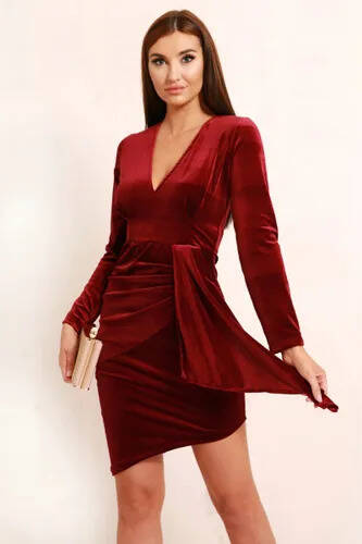 TFNC London Tfnc rhis burgundy velvet midi dress offer