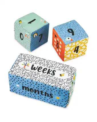 Aldi Nuby newborn milestone cubes offer