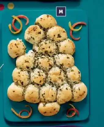 Aldi GARLIC DOUGHBALL TREE offer