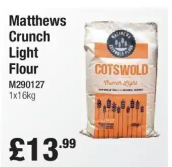 Makro Matthews Crunch Light Flour offer