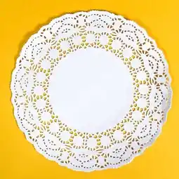 Tesco White Round Kraft Paper Doilies 24cm / 9.5 in - Pack of 250 offer