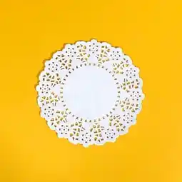 Tesco White Round Kraft Paper Doilies 14cm / 5.5 in - Pack of 250 offer