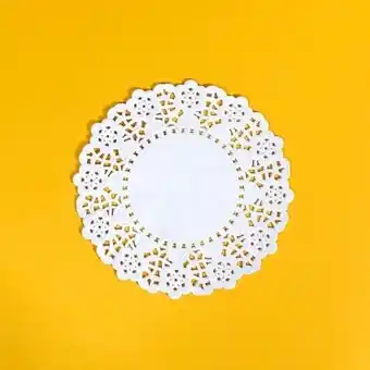 Tesco White Round Kraft Paper Doilies 14cm / 5.5 in - Pack of 250 offer