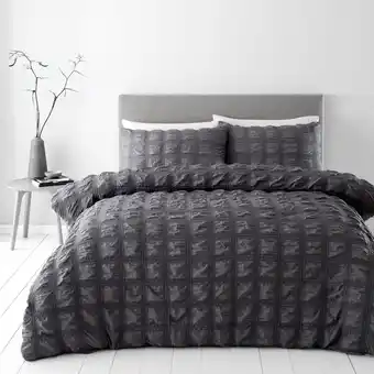 Morrisons Nutmeg Home Charcoal Large Seersucker Duvet Set King offer